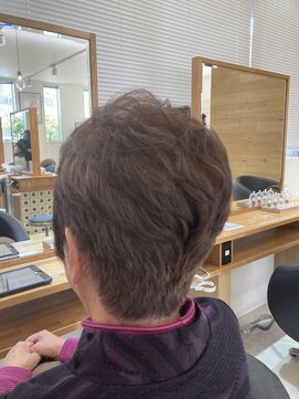 ストーリアエフ 郷東店(storia.f) 大人女性　ふんわりパーマスタイル