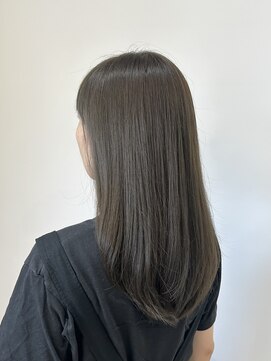 アヤラ オーガニックアンドスパ 東船橋店(AYALA) 【江添茉友】レイヤーカット/アッシュカラー/カーキ