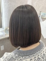 アルバ(Alba)&nbsp;前下がりボブ