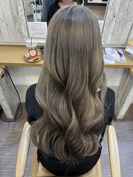 セブンルックス モカ 宇都宮鶴田店(7LOOKS mocha) オリーブグレージュ
