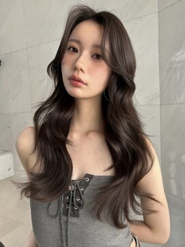 ヨロ 渋谷(YOLO) 韓国ヘアーハッシュカットレイヤーカットハイライトカラー