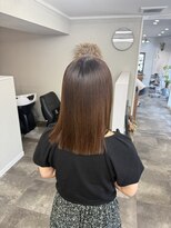 カーキ 甲府(khaki)&nbsp;縮毛矯正で扱いやすいミディアムヘア