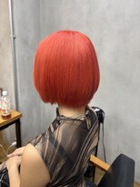 ミー 新宿(MII) オレンジカラー