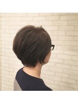 ガーネット(Garnet) くせ毛風ショート