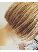 【Jacob HAIRDESIGN】ハイトーンボブ