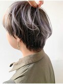 ペールパープルアッシュ×トップポイントカラー×マッシュウルフ