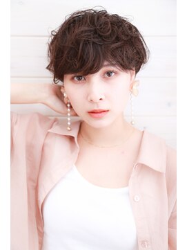 オーシャン(Ocean) [OCEAN Hair&Life]厚めバング☆ローライト☆フェミニンパーマ☆