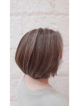 ティンク 横須賀中央(Tink) ショートボブ