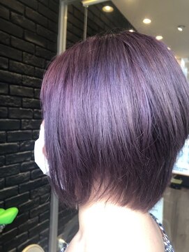 リベア トウキョウ 東大島店(Rever Tokyo) ガーネットピンク/ショートボブ/ソフトウルフ/東大島/東大島駅