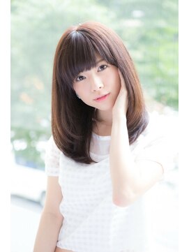 ステージ(STAGE) ペールベージュセクションカラーグラデーションカラー外ハネボブ