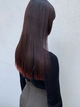 フェンヘアーアイス 中目黒(Fen.hair ici) 20代30代40代ストレートインナーカラーピンクレッド美肌