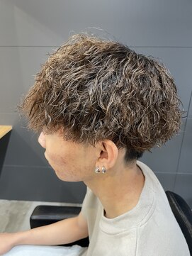 ニアウ 伊勢崎連取店(Niau) メンズマッシュ波巻きスパイラルパーマ