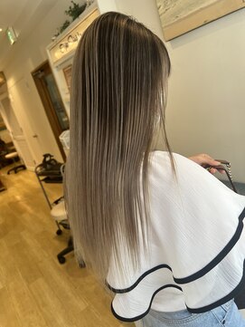 エイト新宿店(EIGHT shinjuku) バレイヤージュスタイル