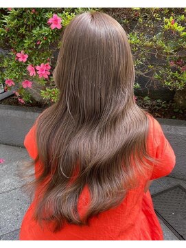 ロワンバイアルティナ 横須賀中央店(Rowan by artina) シルキーベージュ_ウェーブ巻き_カーキベージュ_アースカラー