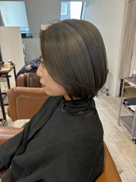 ルーツ(ROOTS) ブリーチあり×オリーブグレージュカラー