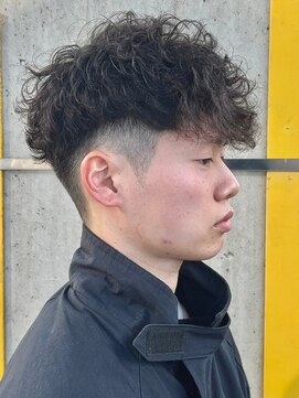 ニアウ 伊勢崎連取店(Niau) 波巻きスパイラルパーマツイストスパイラルパーマメンズマッシュ