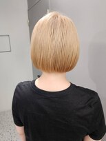 エニフォーイーストハム(Eni for eastham)&nbsp;ブリーチカラー/ホワイトベージュ/ショートボブ