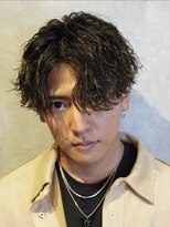 レイズ ルーツ 名古屋 名駅店(RAYS ROOTS)&nbsp;刈り上げツーブロック波巻きスパイラルセンターパート名古屋