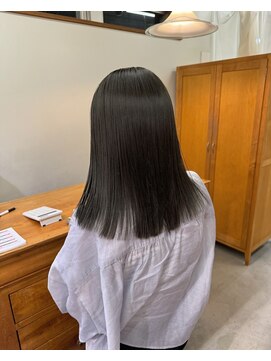 ニール 名古屋 伏見 丸の内(NEELU) 【Neeluscuro_take】暗すぎないオリーブグレージュ