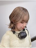原宿ミルクティーアッシュグレージュミディアムロングウルフ30代
