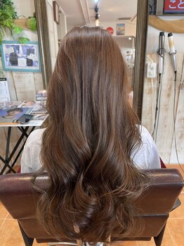 ザビー(The B.)の写真/最初から最後まで1人のスタイリストが担当！周りを気にせずゆったりとしたサロンタイムを...♪