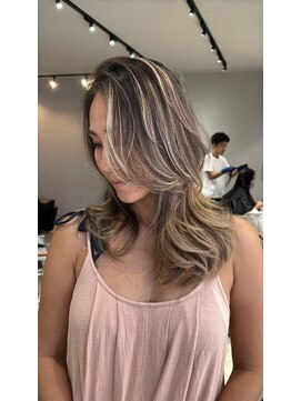 ジゼル(gisele) バタフライレイヤー