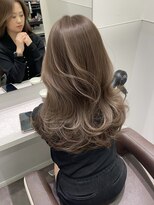 パルス ヨコハマ(PULSE yokohama)&nbsp;ブリーチなしオリーブベージュ髪質改善