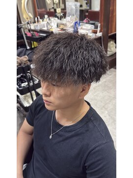 ハイパー(HYPER) テーパーフェードツイスパ【メンズ/パーマ】