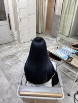 アウラ 近鉄八尾駅前店(Aura) 髪質改善×ブルーブラック