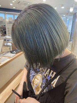 ヘアサロン ドット トウキョウ カラー 町田店(hair salon dot. tokyo color) [杉本 真奈美] モス グリーン[町田駅/デザインカラー]