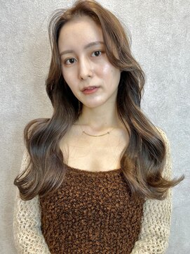 ロンド フィーユ(Lond fille) momo 華やかなのに色気のある上品な韓国スタイル♪
