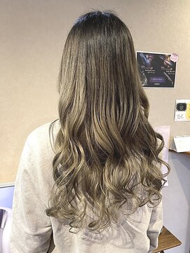 ダム(DaM) 艶髪◇透け感グラデーション