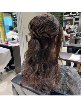 フォルテ ギンザ(FORTE GINZA) 結婚式参列ふわふわハーフアップアレンジ