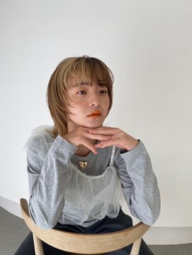 フィット ヒュー 千葉(fit hue) 黒髪/オリーブグレー/ココアベージュ/小顔/クラゲヘアー