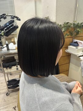 ヒラソル(girasol) 艶ボブ／シルクトリートメント