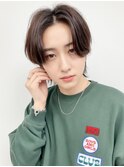 前下がりセンターパートマッシュニュアンスパーマ刈り上げ