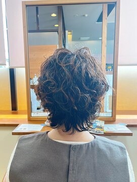 ヘアーブランドジン ティアラ(HAIR BRAND Jin Tiara) ショートパーマ【松山美容室】