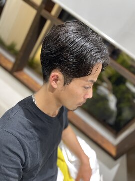 ノンヘアー(non hair) 刈り上げセンターパート　ニュアンスパーマ