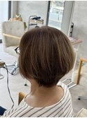 白髪ぼかしハイライトブリーチメッシュミルクティーベージュ
