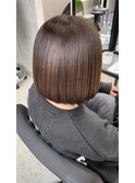 透明感グレージュ×柔らかいくびれミディ