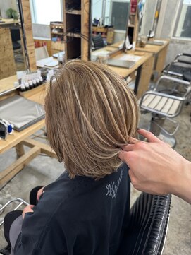 ウィークエンド(WEEKEND) 白髪ぼかし/白髪活かし