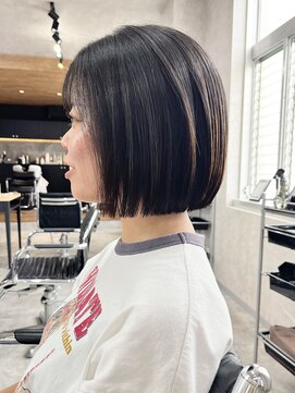 サクラ オモテサンドウ(SAKURA) 美髪矯正で作る切りっぱなしボブ　乾かすだけ　髪質改善　表参道