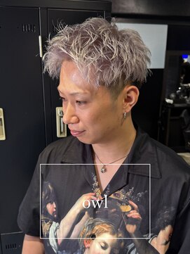 アウル 心斎橋(owl) アップバングショート/ホワイトカラー/ダブルカラー/カラー