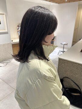 スリー(three.) 【three.北浜】暖色ぱつっとミディアム◎