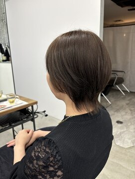 テラス トヨタ(Telasu Toyota) 軽めショートウルフレイヤーとアッシュグレージュ◎