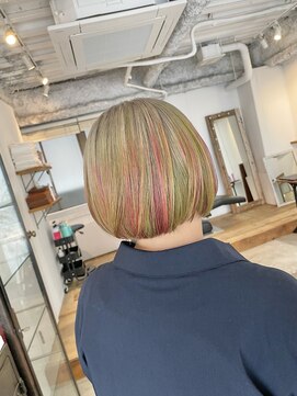 カウチ(Kauti) ピンク、グリーンを使った春カラー♪