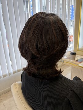 アッシュ 仙川店(Ash) くびれミディアム30代40代50代60代黒髪小顔レイヤー白髪ぼかし
