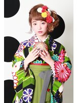 ルーヴル トータル ビューティ サロン 生駒(LOUVRE Total Beauty Salon)&nbsp;”袴スタイル”アシンメトリーのガーリームードヘア