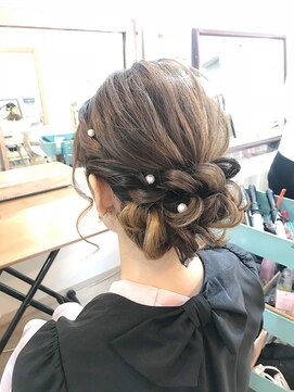 ロカット サロン(Roquat Salon) ゆるふわもこもこアップアレンジ【ヘアアレンジ 立川/立川南】