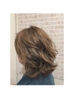 ビーダッシュアヴェダ(B dash AVEDA)&nbsp;グレージュミディアム